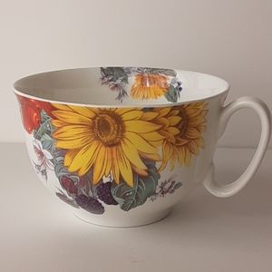 Grace Tea Ware Cup Sunflowers Berries Floral 10 fl oz